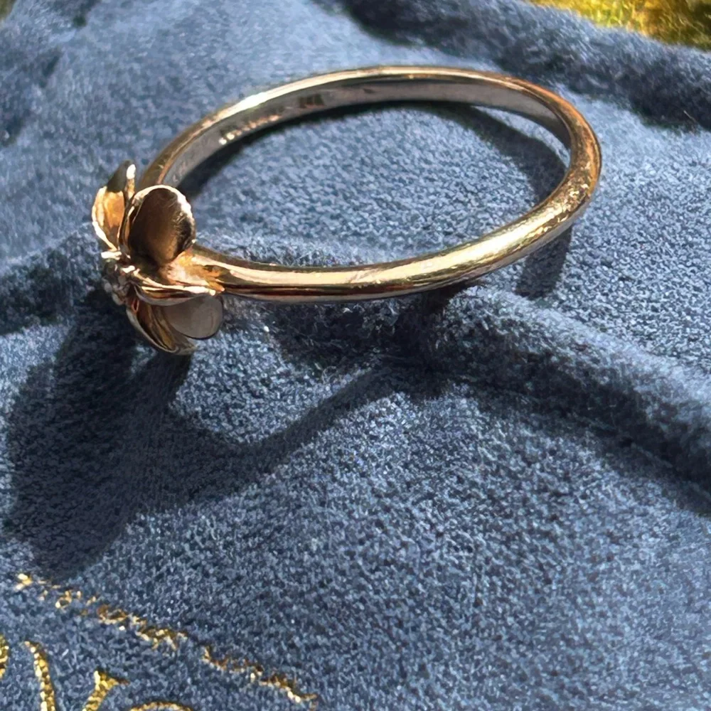 14k Plumeria and Diamond Flower Ring - Picture 4 of 5